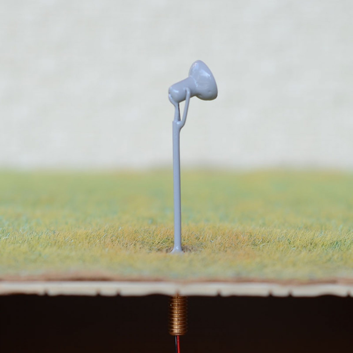 2 x HO scale LED spotlight model limelight projector street light lamp post #4GR